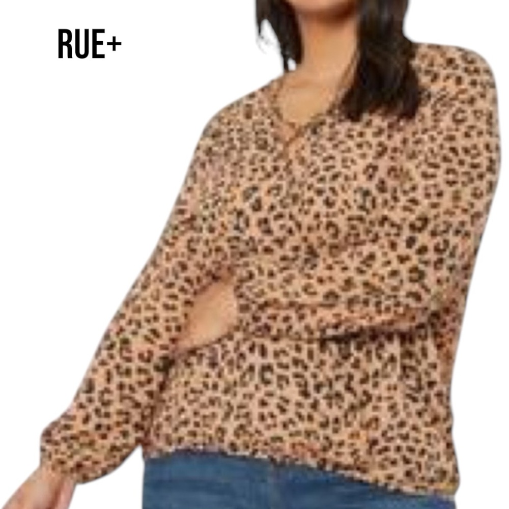 NWT Rue21 LEOPARD PRINT X FRONT SURPLICE BLOUSE Plus Size 1X Rue+ TAN BLACK